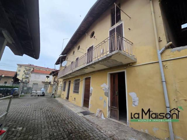 Villa Indipendente in vendita a Piemonte, Vercelli
