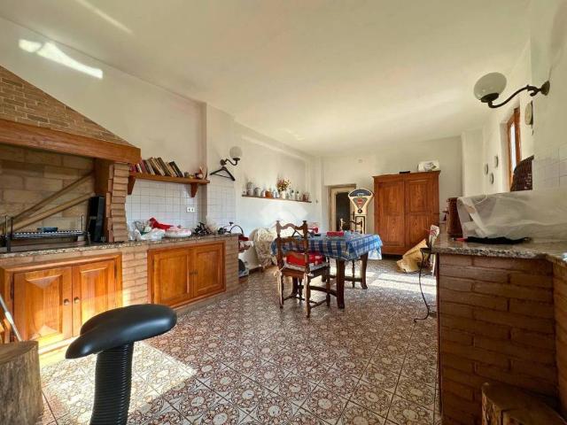 Villa Indipendente in vendita a Piemonte, Vercelli