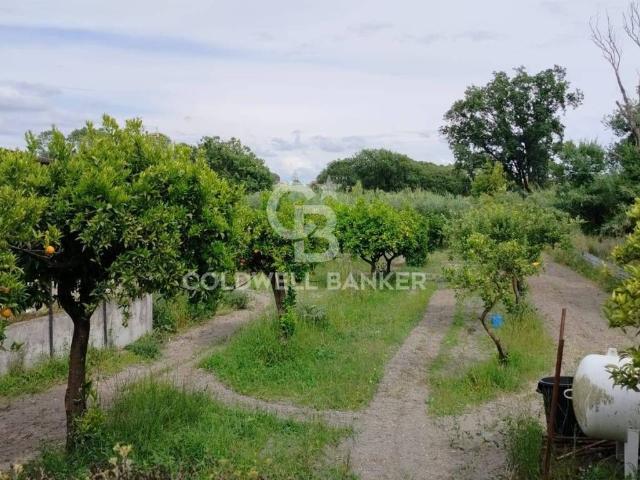 Villa Indipendente in vendita a Santi Cosma E Damiano, Lazio