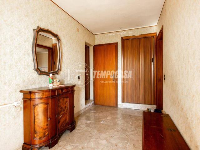 Villa Indipendente in vendita a Val d’Enza, Re