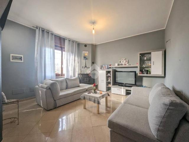 Villa Indipendente in vendita a Val d’Enza, Re