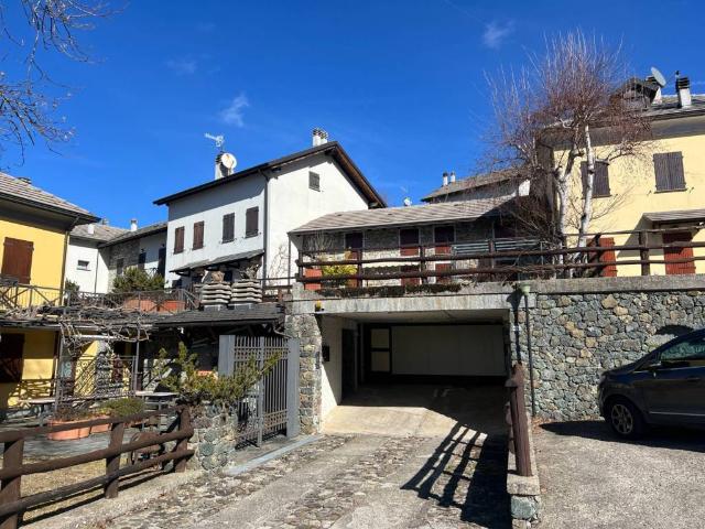 Villa Indipendente in vendita a Santo Stefano D'aveto, Liguria