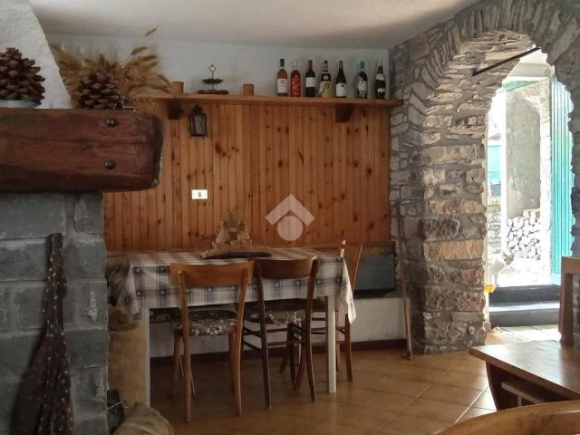 Villa Indipendente in vendita a Santo Stefano D'aveto, Liguria