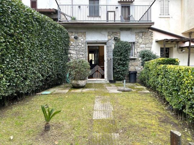 Villa Indipendente in vendita a Santo Stefano Del Sole, Campania