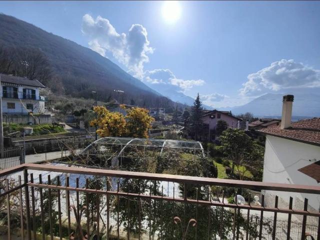 Villa Indipendente in vendita a Santo Stefano Del Sole, Campania