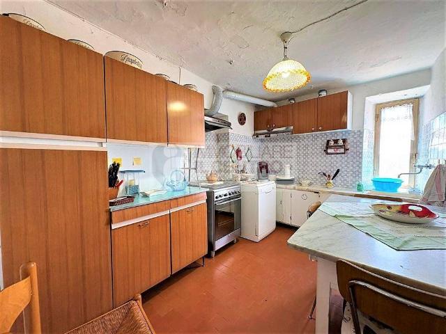 Villa Indipendente in vendita a Ponzano Magra, Santo Stefano Di Magra