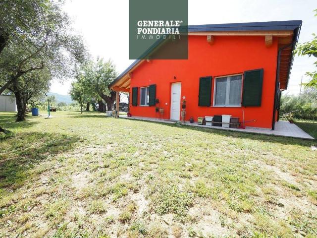 Villa Indipendente in vendita a Ponzano Magra, Santo Stefano Di Magra