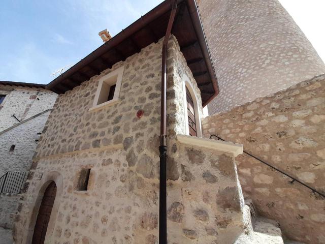 Villa Indipendente in vendita a Santo Stefano Di Sessanio, Abruzzo