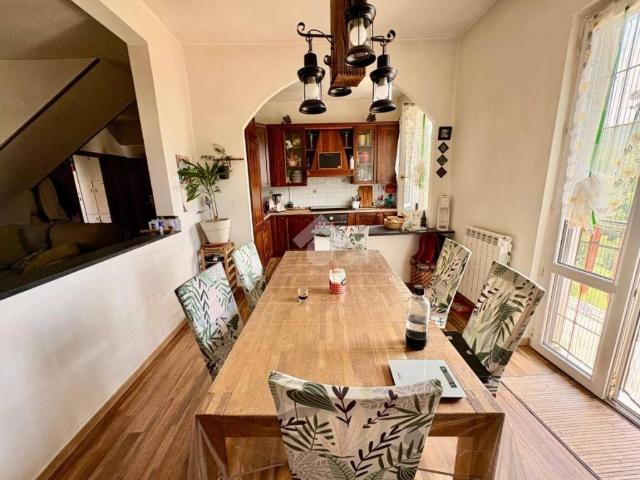 Villa Indipendente in vendita a Sant'olcese, Liguria