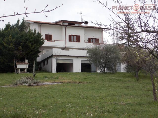 Villa Indipendente in vendita a Unione dei Comuni della Val Vibrata, Sant'omero