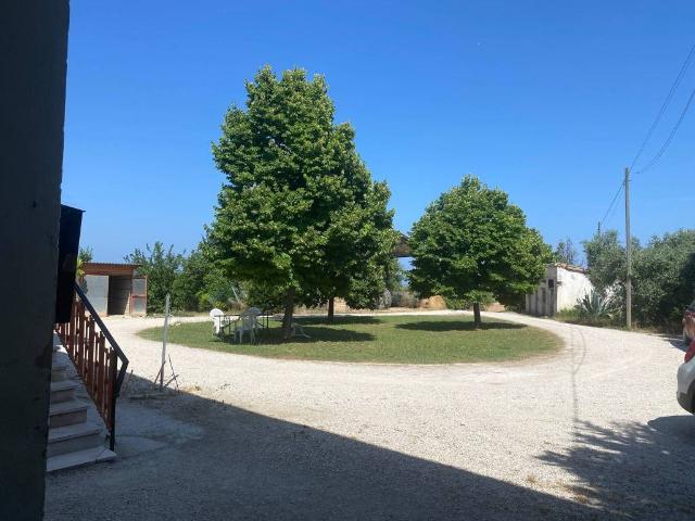 Villa Indipendente in vendita a Unione dei Comuni della Val Vibrata, Sant'omero
