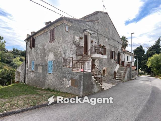Villa Indipendente in vendita a Zona Pep, Sant'Omero
