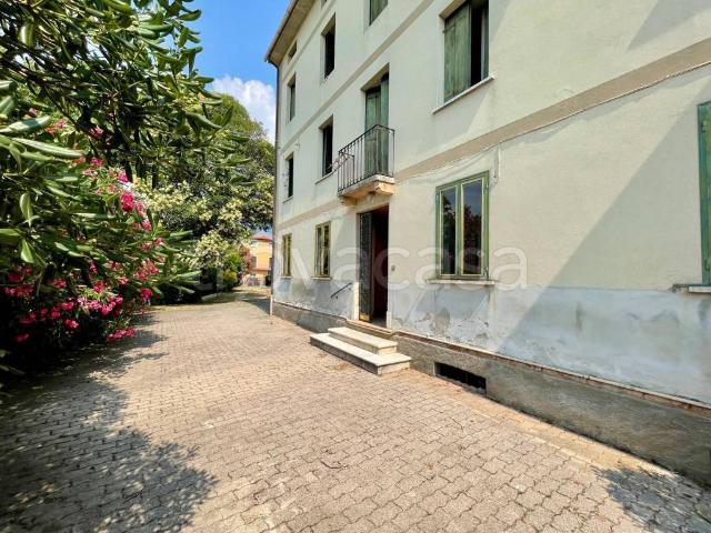 Villa Indipendente in vendita a Santorso, Veneto