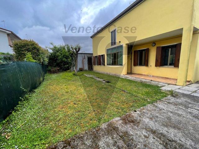 Villa Indipendente in vendita a Saonara, Veneto