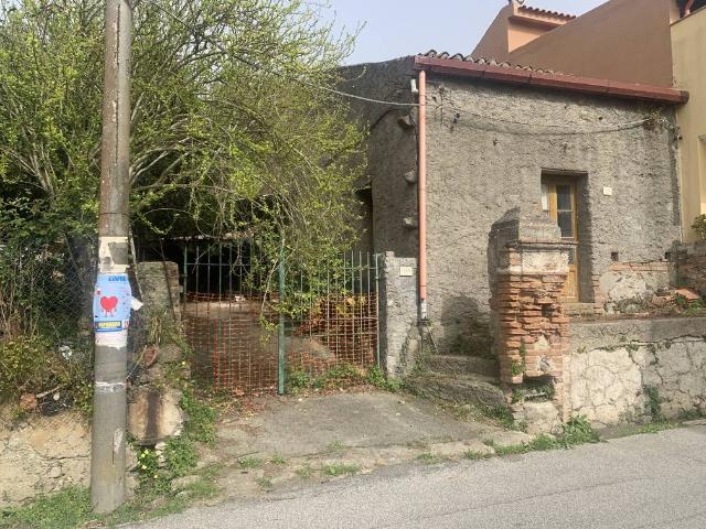 Villa Indipendente in vendita a Saponara, Sicilia