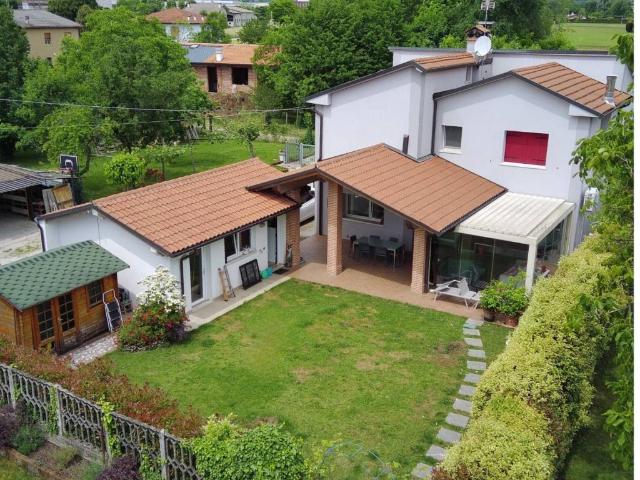 Villa Indipendente in vendita a Sarcedo, Veneto
