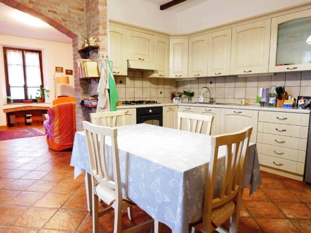 Villa Indipendente in vendita a Piemonte, Alessandria