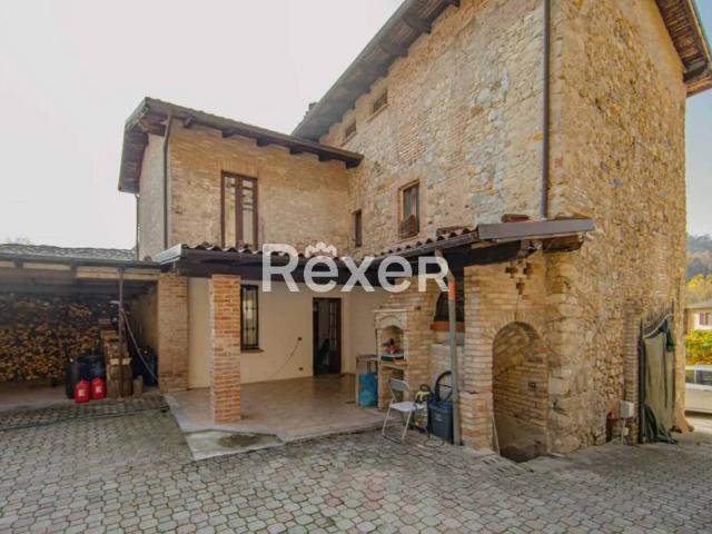 Villa Indipendente in vendita a Piemonte, Alessandria