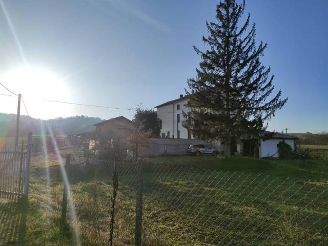Villa Indipendente in vendita a Piemonte, Alessandria
