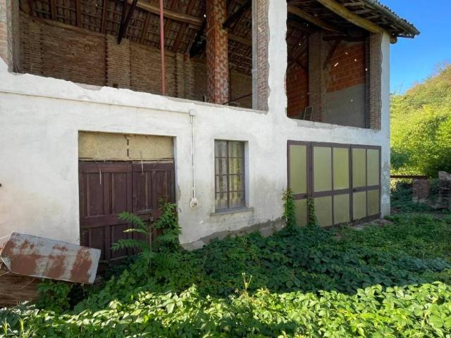 Villa Indipendente in vendita a Piemonte, Alessandria