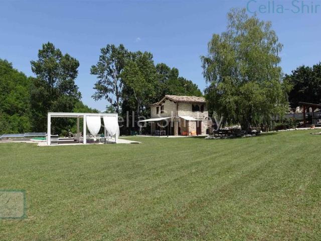 Villa Indipendente in vendita a Marche, Macerata