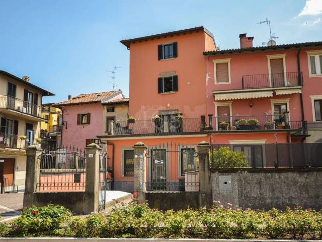 Villa Indipendente in vendita a Sarnico, Lombardia
