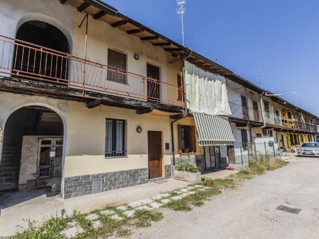 Villa Indipendente in vendita a Cassina Ferrara, Saronno