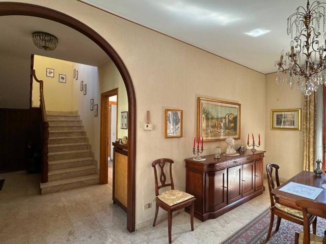 Villa Indipendente in vendita a Rubera, Sartirana Lomellina