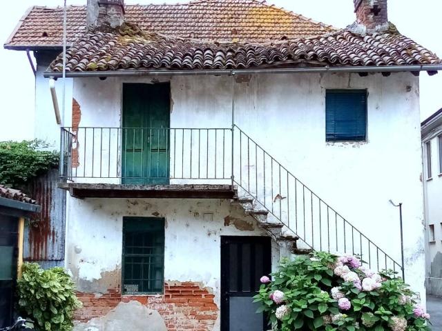 Villa Indipendente in vendita a Rubera, Sartirana Lomellina