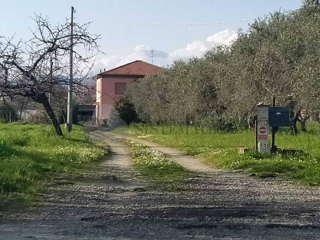 Villa Indipendente in vendita a San Lazzaro, Sarzana