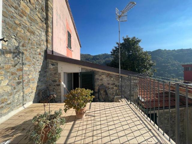 Villa Indipendente in vendita a Sarzana, Liguria