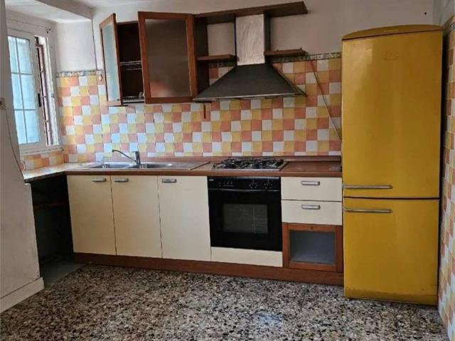 Villa Indipendente in vendita a Nave, Sarzana
