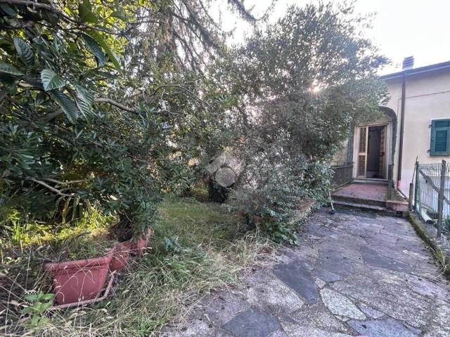 Villa Indipendente in vendita a Sarzana, Liguria