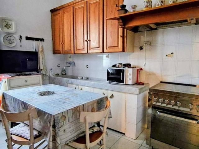 Villa Indipendente in vendita a Sarzana, Liguria