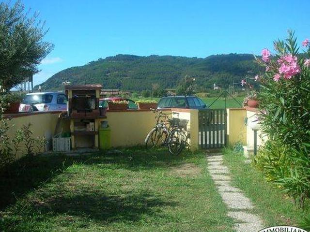 Villa Indipendente in vendita a Sarzana, Liguria
