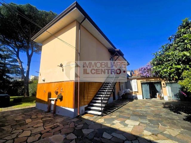 Villa Indipendente in vendita a Sarzana, Liguria