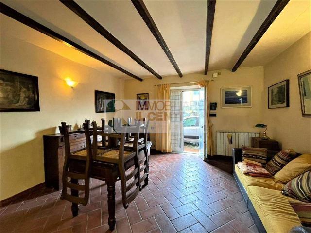 Villa Indipendente in vendita a San Lazzaro, Sarzana