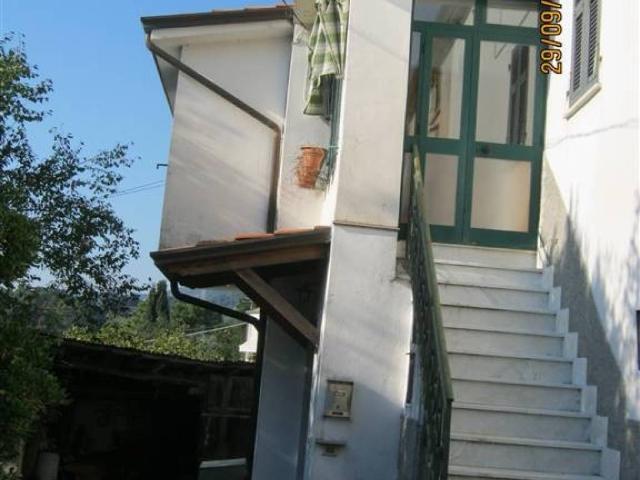 Villa Indipendente in vendita a Bradia, Sarzana