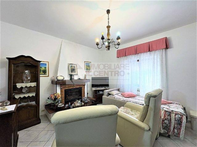 Villa Indipendente in vendita a Sarzana, Liguria