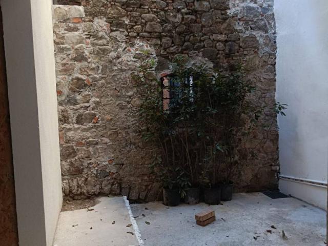 Villa Indipendente in vendita a Sarzana, Liguria