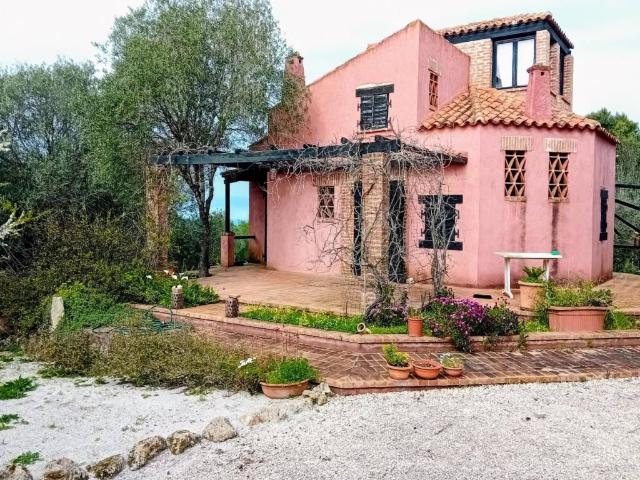 Villa Indipendente in vendita a Caniga, Cala Di Volpe