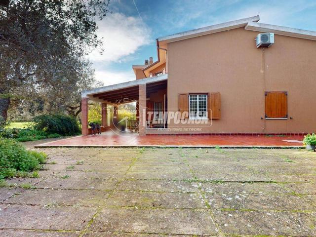 Villa Indipendente in vendita a Cala Di Volpe, Sassari