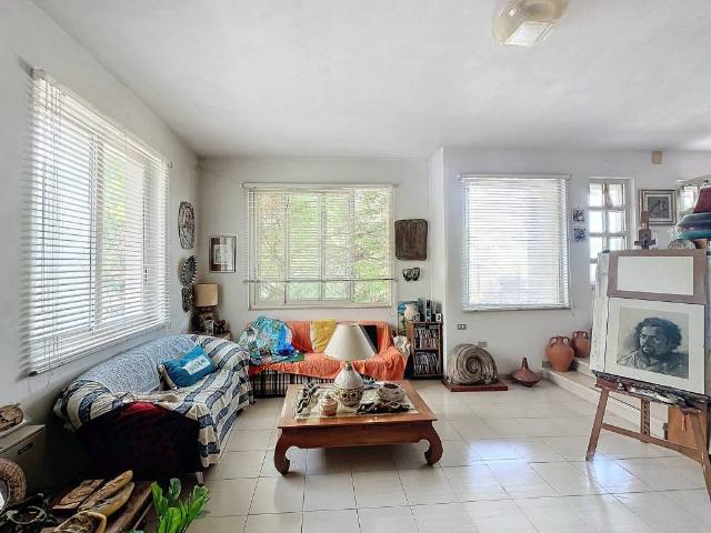 Villa Indipendente in vendita a Sassari 2, Cala Di Volpe