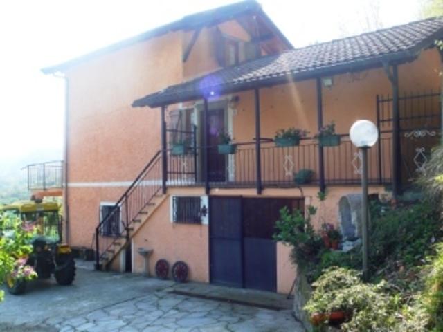 Villa Indipendente in vendita a Bastia Sottana, Sassello