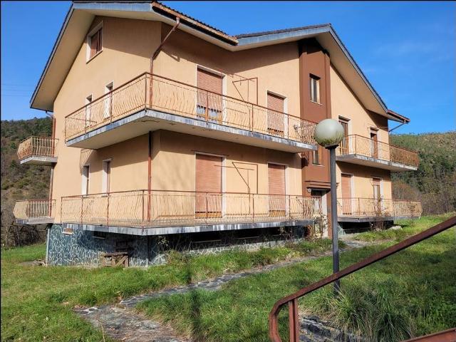 Villa Indipendente in vendita a Sassello, Liguria