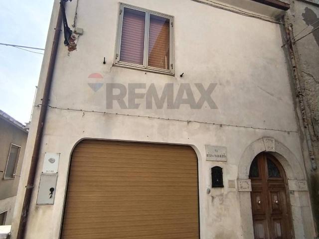 Villa Indipendente in vendita a Sassinoro, Campania