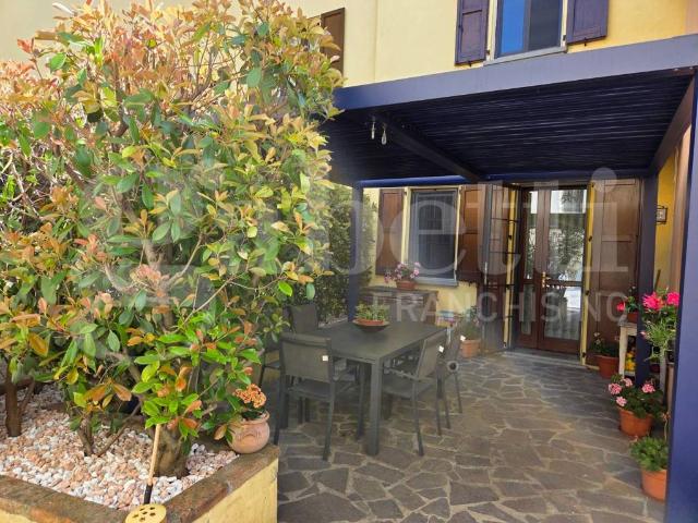 Villa Indipendente in vendita a Unione dei comuni Valli del Reno, Lavino e Samoggia, Sasso Marconi