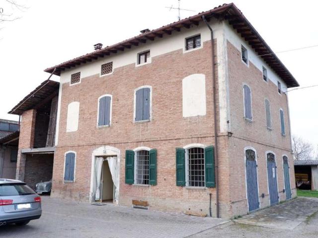 Villa Indipendente in vendita a Unione dei comuni del Distretto Ceramico, Sassuolo