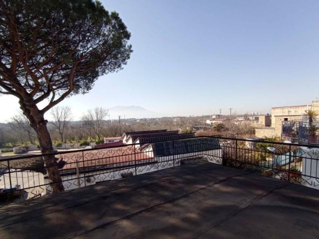Villa Indipendente in vendita a Saviano, Campania