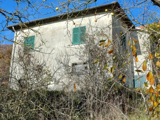 Villa Indipendente in vendita a Savignone, Liguria